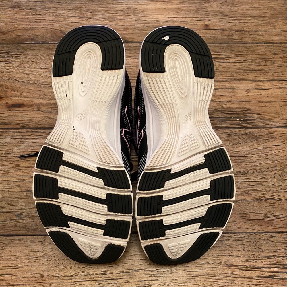 New Balance Graphic Blk/Pink Running Shoes - Picture 6 of 6